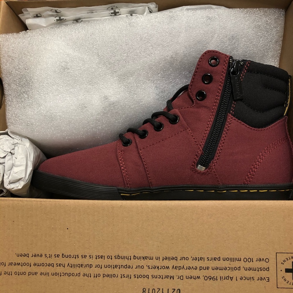 Dr. Martens Rozarya Sneaker Cherry Red Canvas - Picture 6 of 8